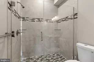 724 E Thompson St, Philadelphia, PA 19125 - Photo 28