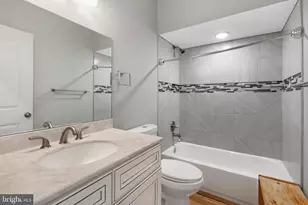 724 E Thompson St, Philadelphia, PA 19125 - Photo 18
