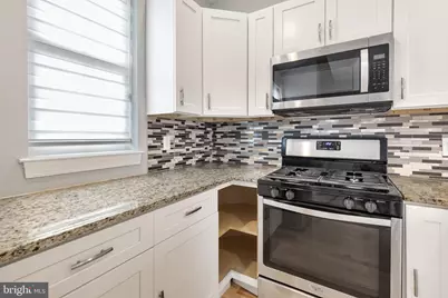 724 E Thompson Street, Philadelphia, PA 19125 - Photo 10