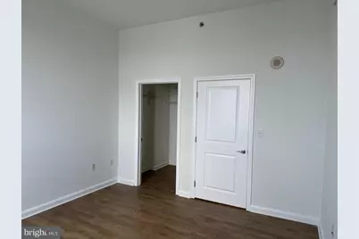 901 N Penn Street #R2405, Philadelphia, PA 19123 - Photo 6