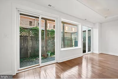 1022 Fairmount Avenue #2, Philadelphia, PA 19123 - Photo 6