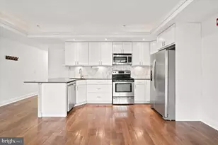1022 Fairmount Ave, Philadelphia, PA 19123 - Photo 10