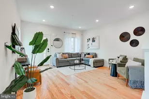 2480 Emerald St, Philadelphia, PA 19125 - Photo 4