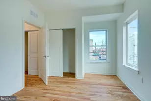 2480 Emerald St, Philadelphia, PA 19125 - Photo 4