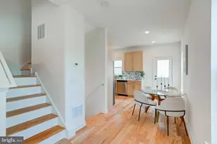 2480 Emerald St, Philadelphia, PA 19125 - Photo 6