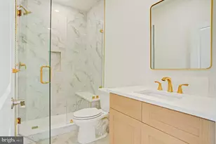 2480 Emerald St, Philadelphia, PA 19125 - Photo 36