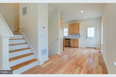 2480 Emerald Street, Philadelphia, PA 19125 - Photo 2