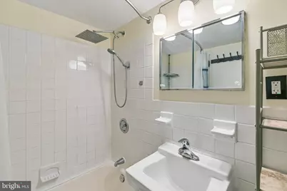 226 W Rittenhouse Square #1702, Philadelphia, PA 19103 - Photo 10