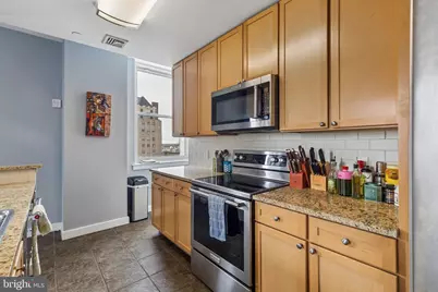 111 S 15th Street #1803, Philadelphia, PA 19102 - Photo 8