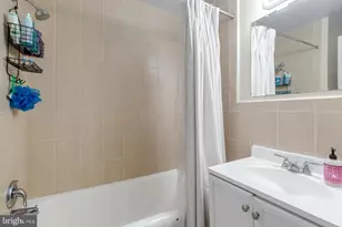 1324 Locust St, Philadelphia, PA 19107 - Photo 8