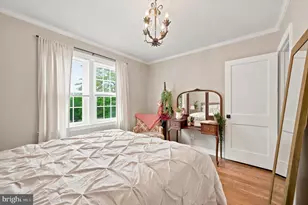 804 E Cathedral Rd, Philadelphia, PA 19128 - Photo 8