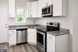 2515 N Douglas St, Philadelphia, PA 19132 - Photo 4