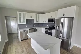 484 Shurs Ln, Philadelphia, PA 19128 - Photo 8