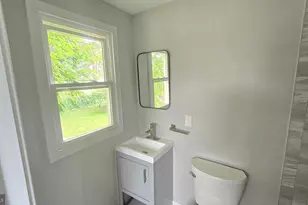 484 Shurs Ln, Philadelphia, PA 19128 - Photo 10