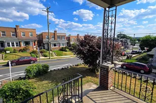 484 Shurs Ln, Philadelphia, PA 19128 - Photo 4