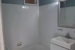 6332 Gardenia St, Philadelphia, PA 19144 - Photo 2