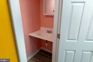330 W Durham St, Philadelphia, PA 19119 - Photo 24