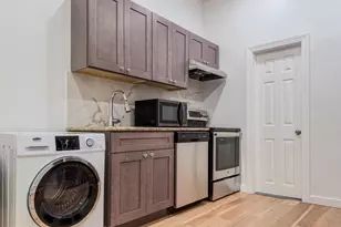 2129 Pine St, Philadelphia, PA 19103 - Photo 2