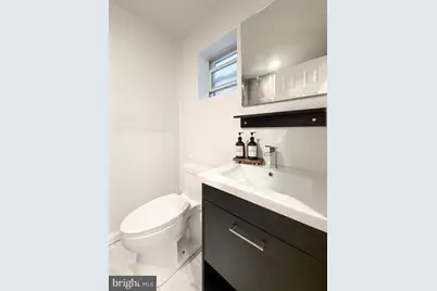 2129 Pine Street #1F, Philadelphia, PA 19103 - Photo 4