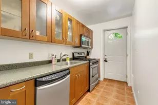2208 Christian St, Philadelphia, PA 19146 - Photo 2