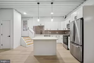 1116 N Bodine St, Philadelphia, PA 19123 - Photo 2