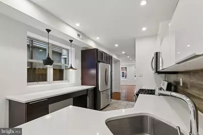 1818 S 4th Street, Philadelphia, PA 19148 - Photo 4