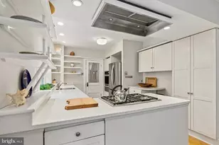 726 Fitzwater St, Philadelphia, PA 19147 - Photo 10