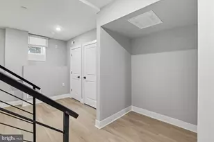 856 N 19th St, Philadelphia, PA 19130 - Photo 10