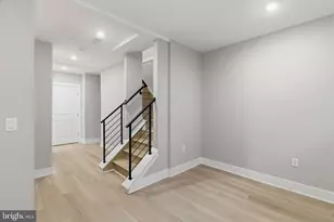 856 N 19th St, Philadelphia, PA 19130 - Photo 8