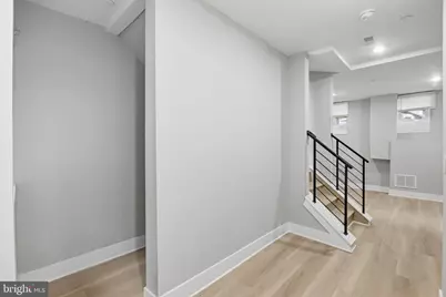 856 N 19th Street #1, Philadelphia, PA 19130 - Photo 12