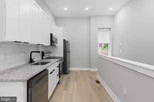 856 N 19th St, Philadelphia, PA 19130 - Photo 4