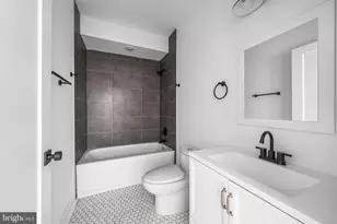 1614 Ridge Ave, Philadelphia, PA 19130 - Photo 10