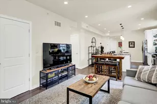 1213 N 15th St, Philadelphia, PA 19121 - Photo 16