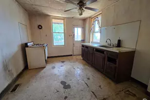 562 Martin St, Philadelphia, PA 19128 - Photo 10