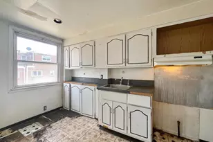 1412 E Sharpnack St, Philadelphia, PA 19150 - Photo 6