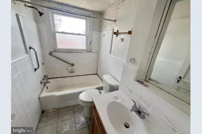 1412 E Sharpnack Street, Philadelphia, PA 19150 - Photo 8
