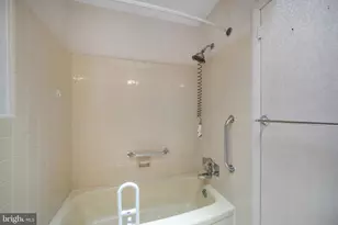 7803 Anita Dr, Philadelphia, PA 19111 - Photo 14