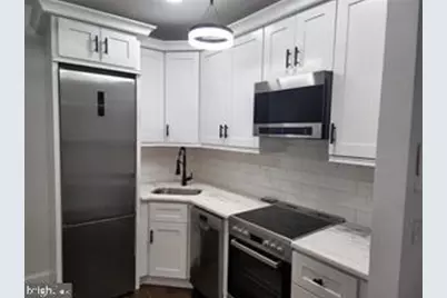 1934 Spruce Street #2R, Philadelphia, PA 19103 - Photo 16