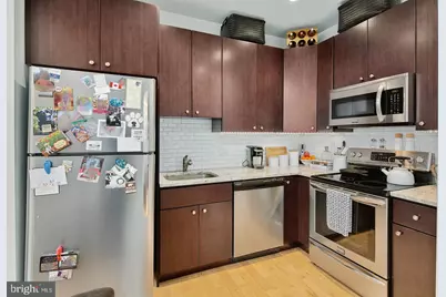 427 Monroe Street #UNIT 104, Philadelphia, PA 19146 - Photo 2