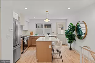 739 Earp St, Philadelphia, PA 19147 - Photo 8