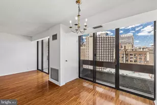 1326 Spruce St, Philadelphia, PA 19107 - Photo 10
