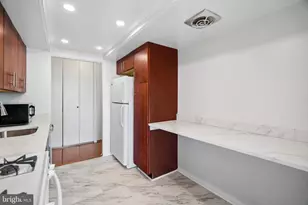 1326 Spruce St, Philadelphia, PA 19107 - Photo 6
