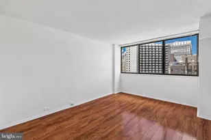1326 Spruce St, Philadelphia, PA 19107 - Photo 16