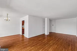 1326 Spruce St, Philadelphia, PA 19107 - Photo 4