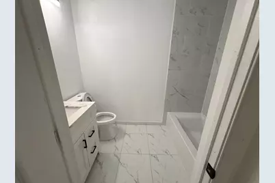72304 Delaire Landing Road #304, Philadelphia, PA 19114 - Photo 38