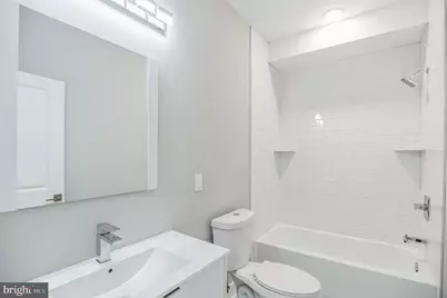 2216 Emerald Street #UNIT A, Philadelphia, PA 19125 - Photo 10