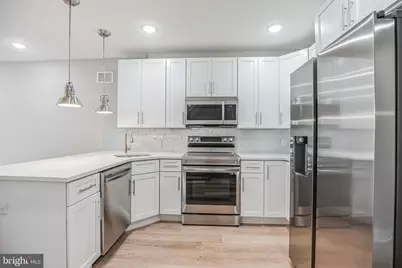2216 Emerald Street #UNIT A, Philadelphia, PA 19125 - Photo 2