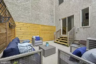 2544 Salmon St, Philadelphia, PA 19125 - Photo 10