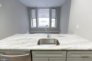 1411-1 Walnut St, Philadelphia, PA 19102 - Photo 8