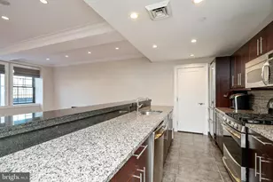 219 S 18th St, Philadelphia, PA 19103 - Photo 12